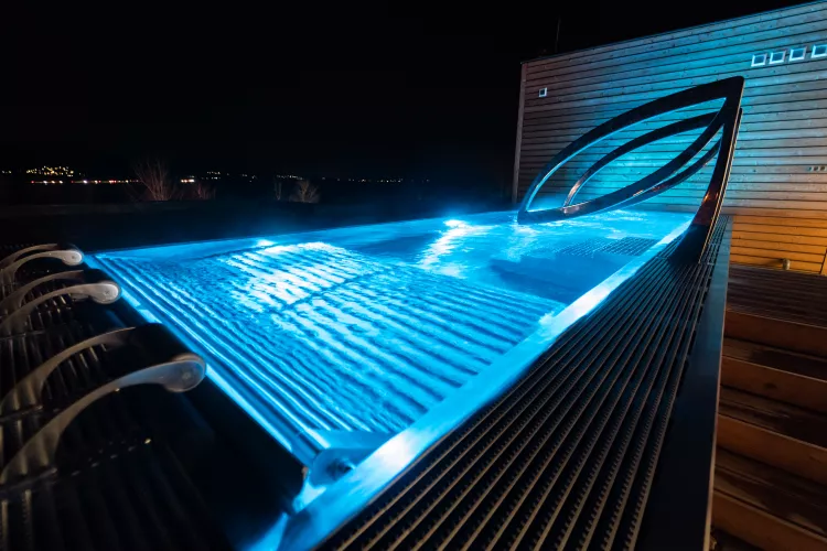 Whirpool Morava