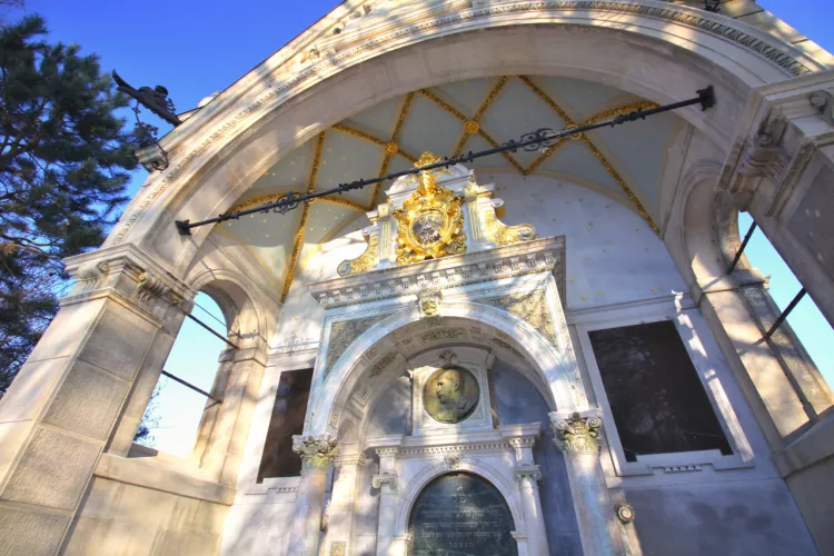 Židovský hřbitov, Kuffnerova hrobka
