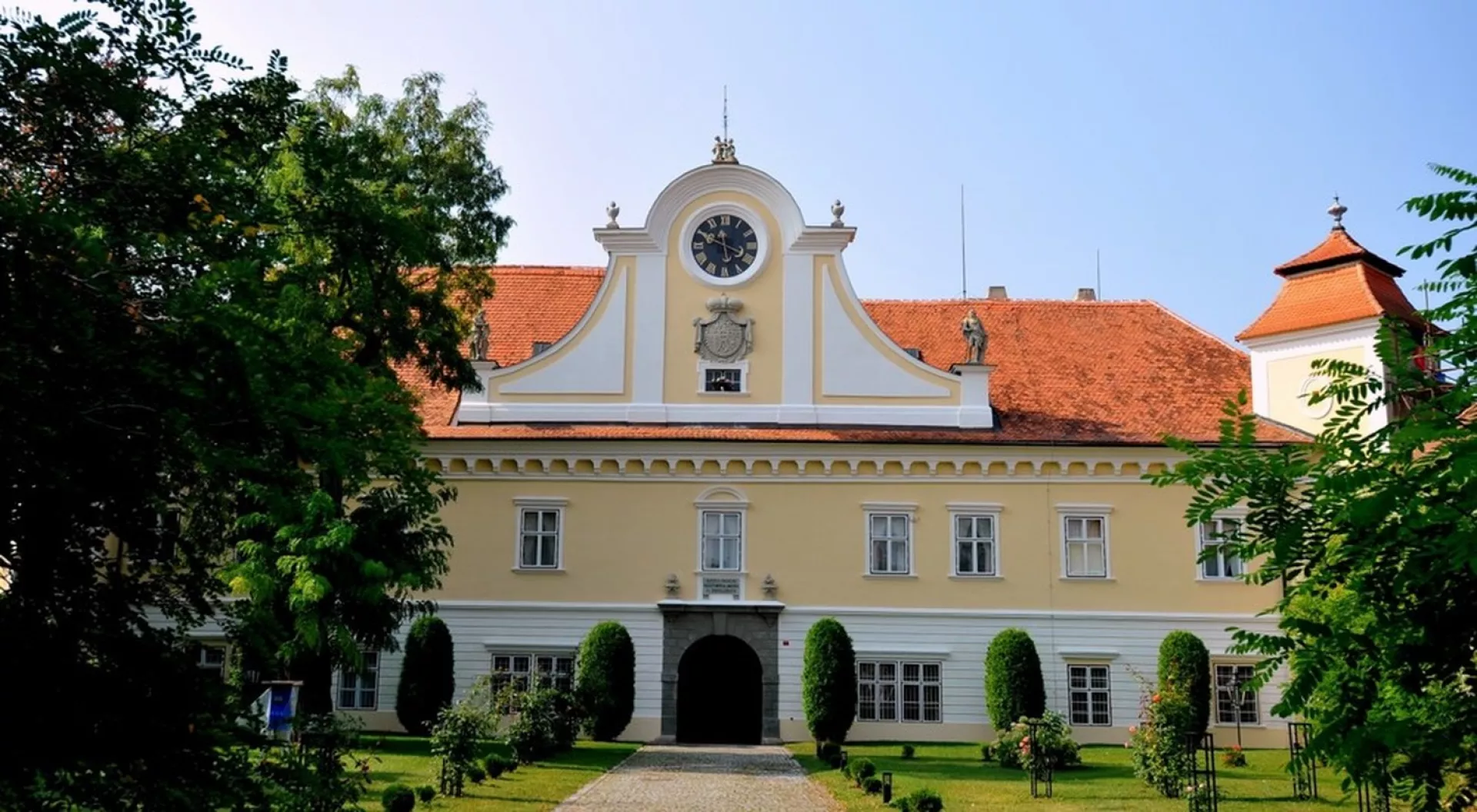 Zámek a Vrbasovo muzeum ve Ždánicích 