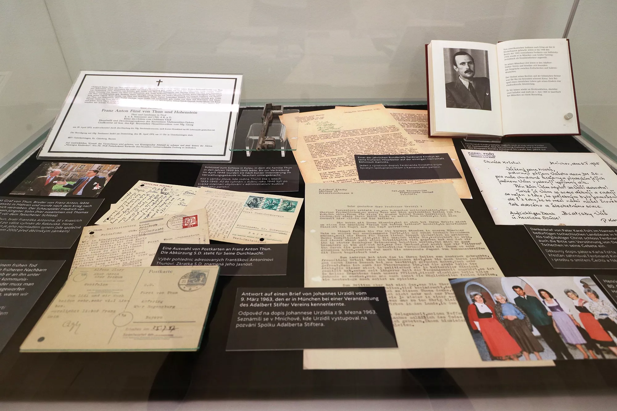 Kulturní mosty v Evropě: Česká a moravská šlechta po roce 1945