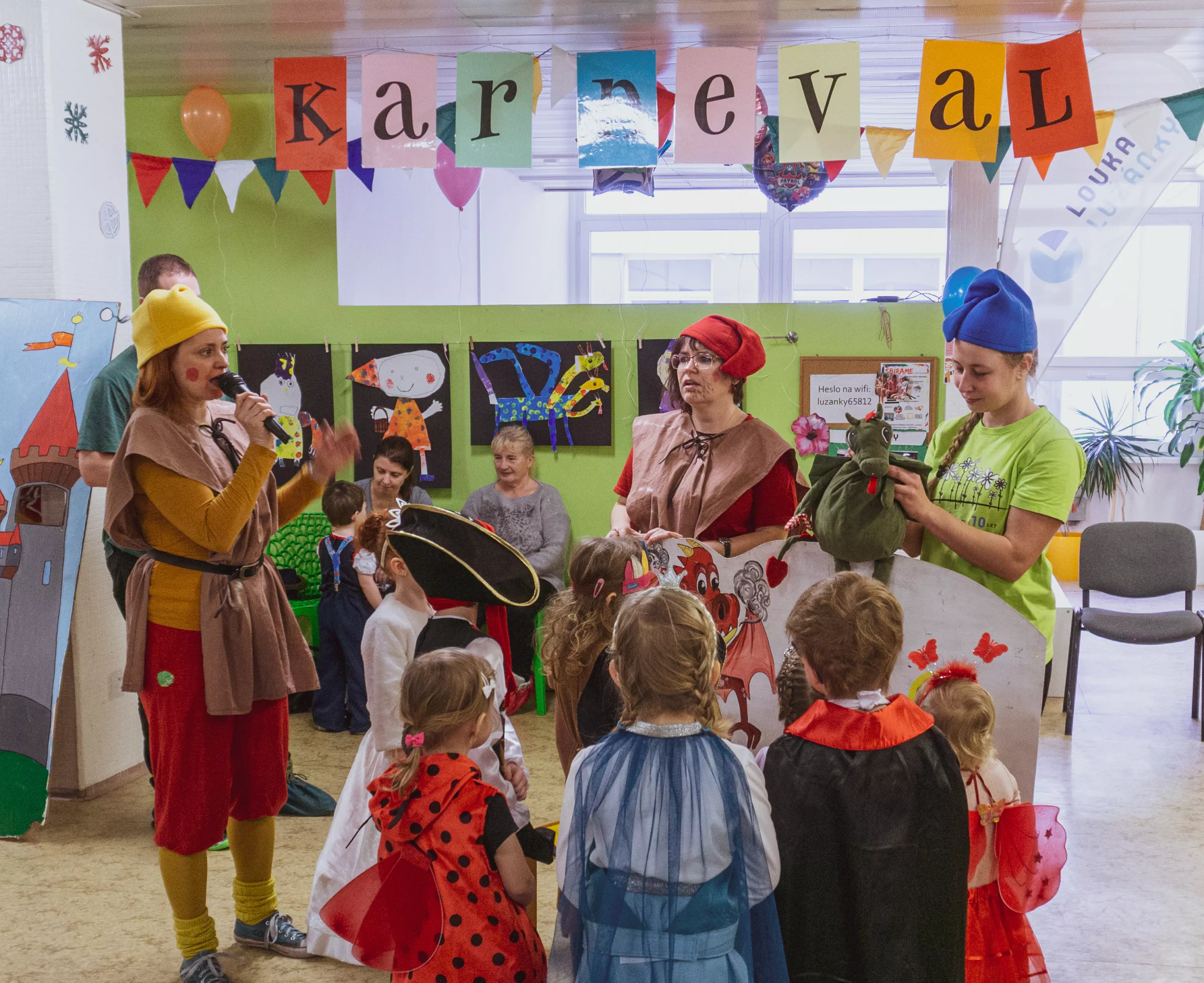 Karneval v džungli na Louce