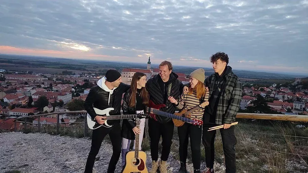 Živá hudba U Zajíce - MY