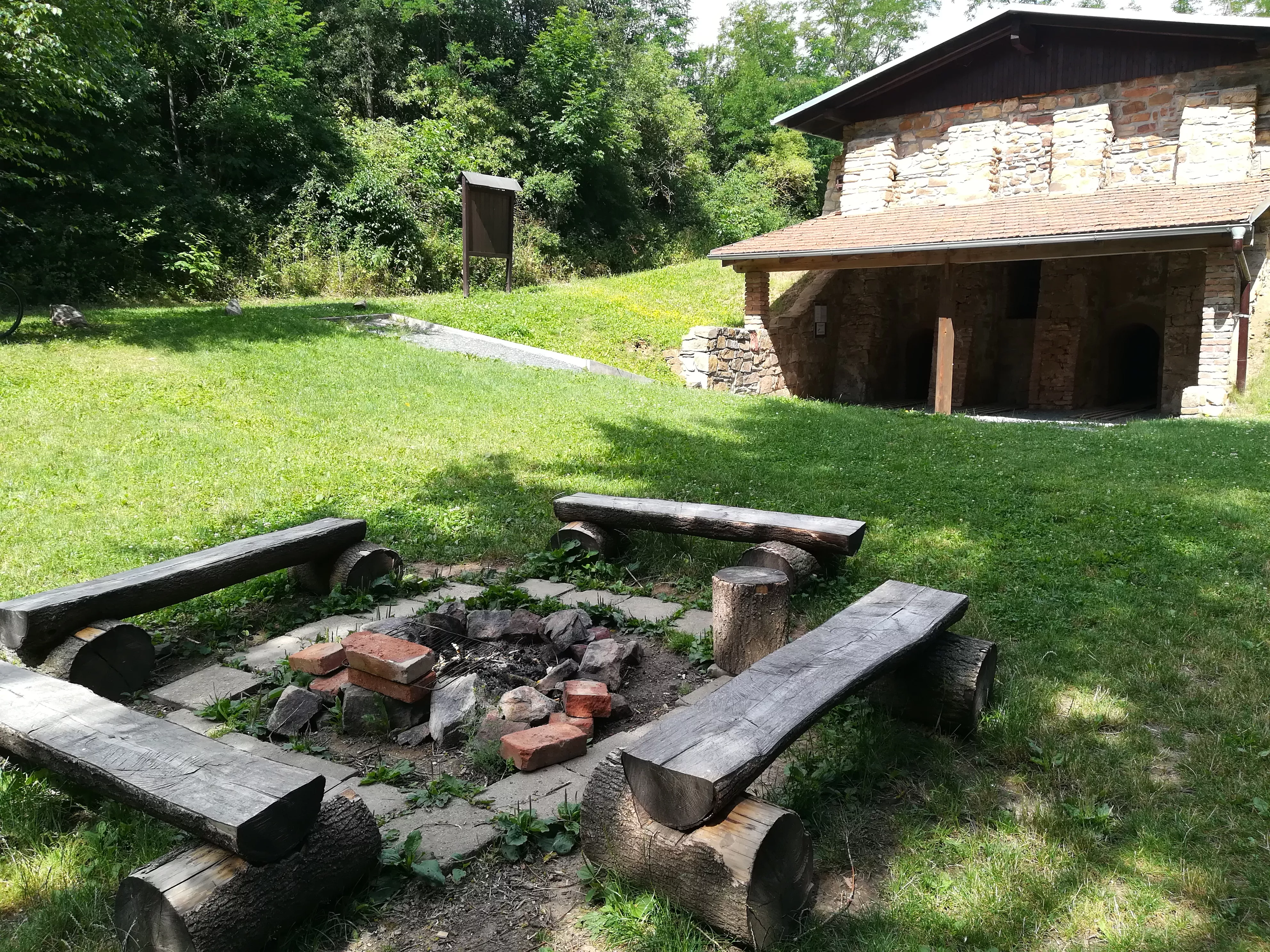 Cihelna u Zbýšova, skvělé místo na piknik, autor: mikroregion Kahan