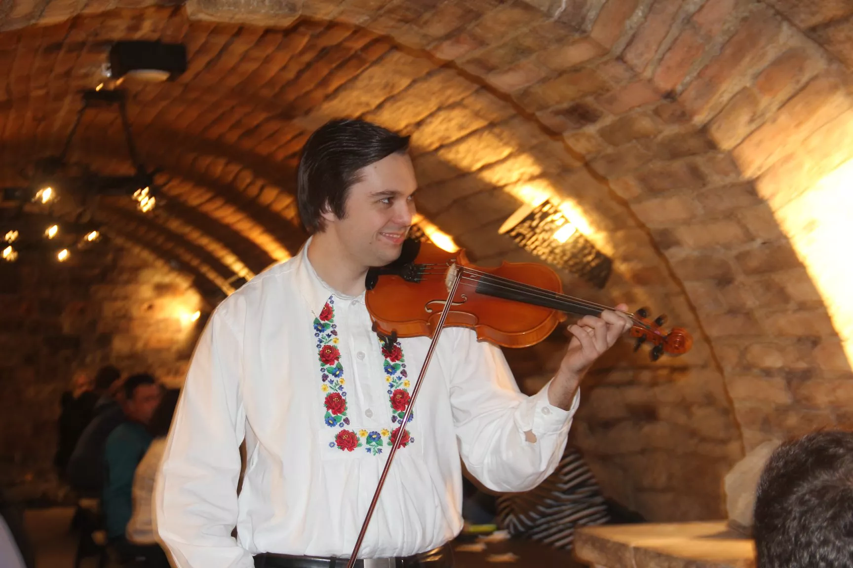 Májové večery s cimbálkou ve Valtickém Podzemí