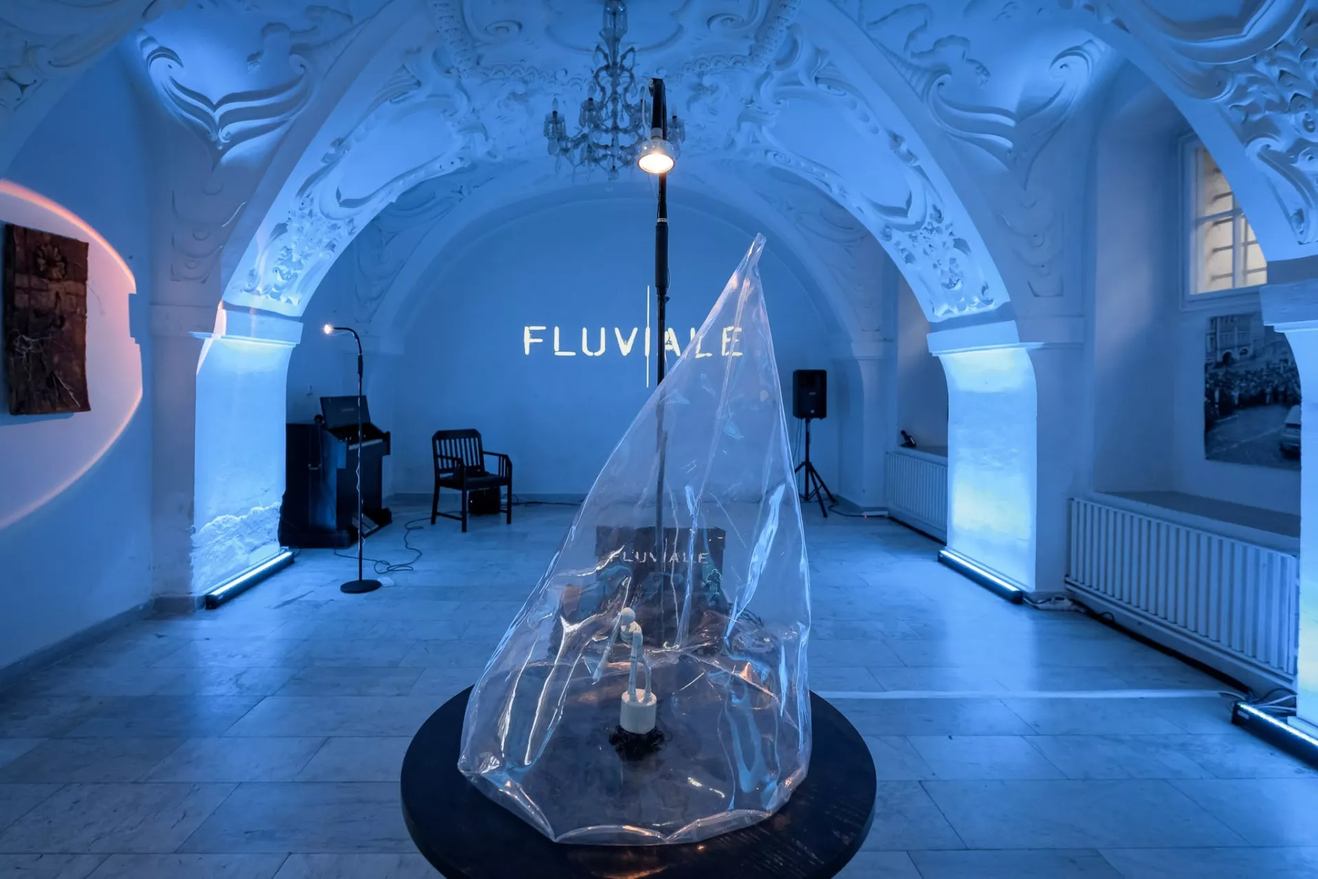 VÝSTAVA FLUVIALE: "JAZYK jako UMĚNÍ , KÓD jako PAMĚŤ"