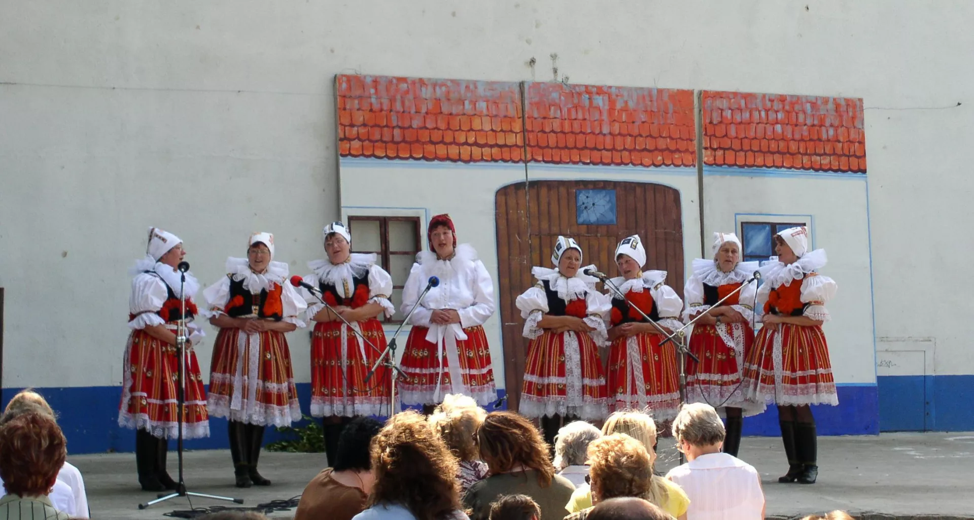 30 let ženského a mužského sboru v Hroznové Lhotě